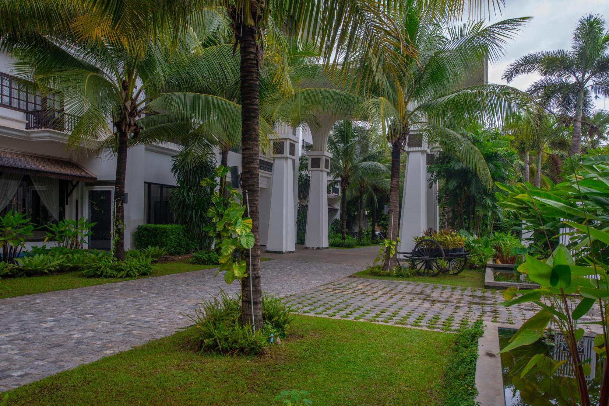 The Privilege Floor By Lotus Blanc Siem Reap Ngoại thất bức ảnh