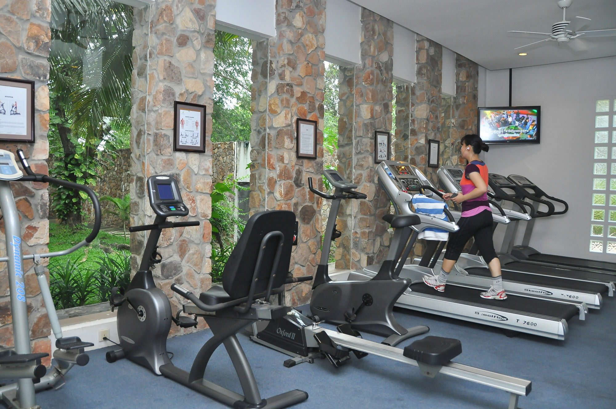 The Privilege Floor By Lotus Blanc Siem Reap Ngoại thất bức ảnh